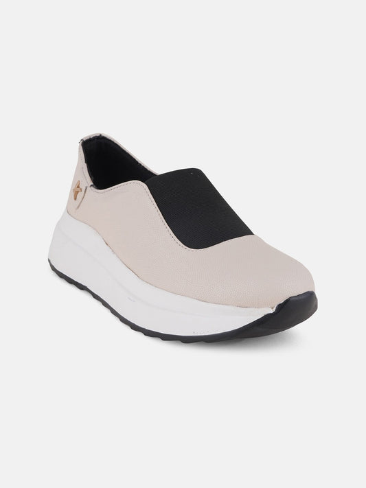 Roadster The Lifestyle Co Textured Casual Slip-On Sneakers